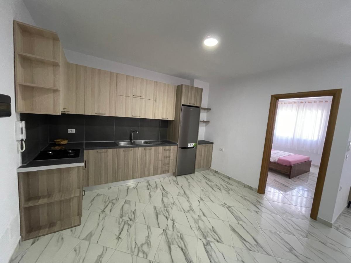 E.I.R Apartments Vlorë Exterior foto